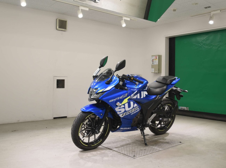 Мотоцикл Suzuki GIXXER250SF с пробегом 5588 km