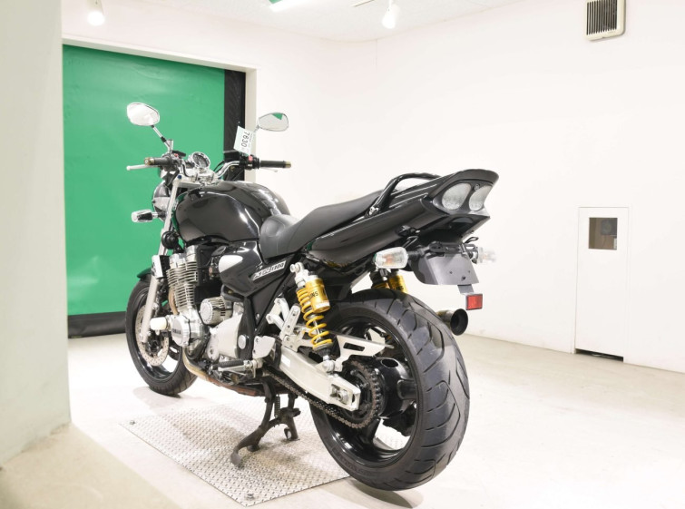 Мотоцикл Yamaha XJR1300 с пробегом 11523 km