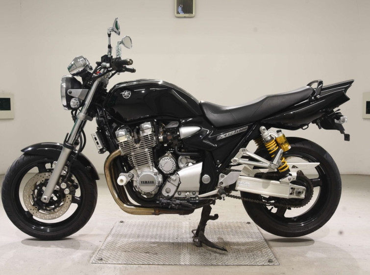 Мотоцикл Yamaha XJR1300 с пробегом 11523 km