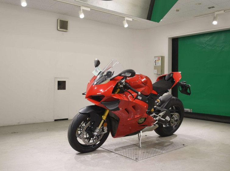 Мотоцикл Ducati PANIGALE V4S с пробегом 4729 km