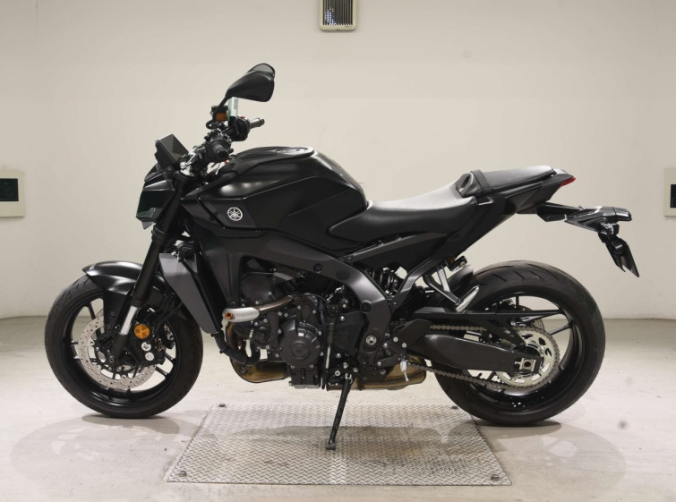 Мотоцикл Yamaha MT-09 с пробегом 357 km
