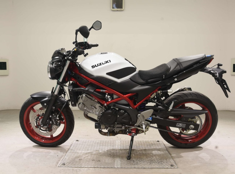 Мотоцикл Suzuki SV650A с пробегом 7085 km