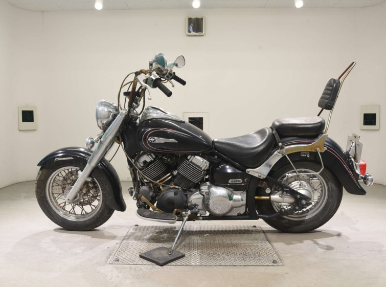 Мотоцикл Yamaha DRAGSTAR XVS400 CLASSIC с пробегом 18182 km