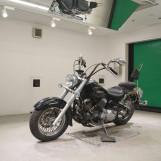 Мотоцикл Yamaha DRAGSTAR XVS400 CLASSIC с пробегом 18182 km