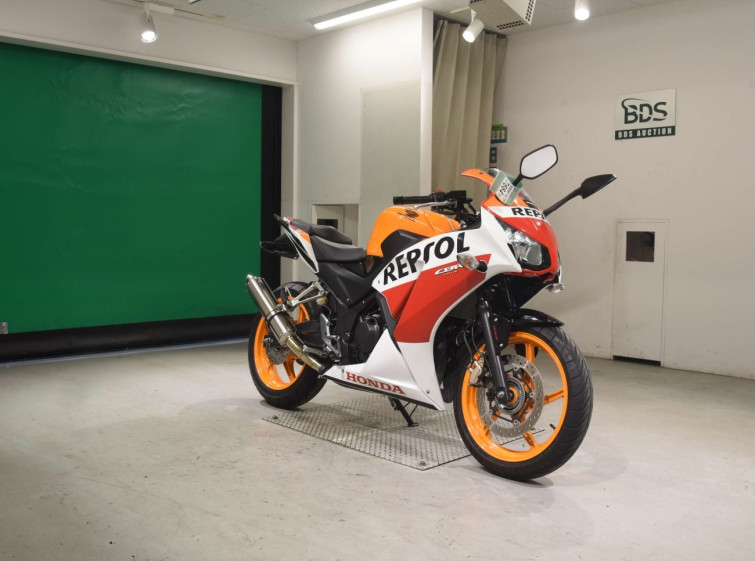 Мотоцикл Honda CBR250RA с пробегом 8709 km