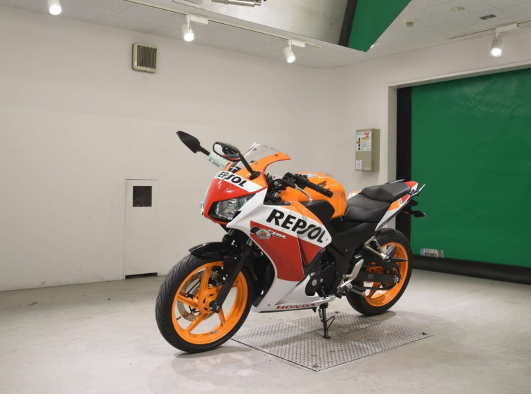 Мотоцикл Honda CBR250RA с пробегом 8709 km