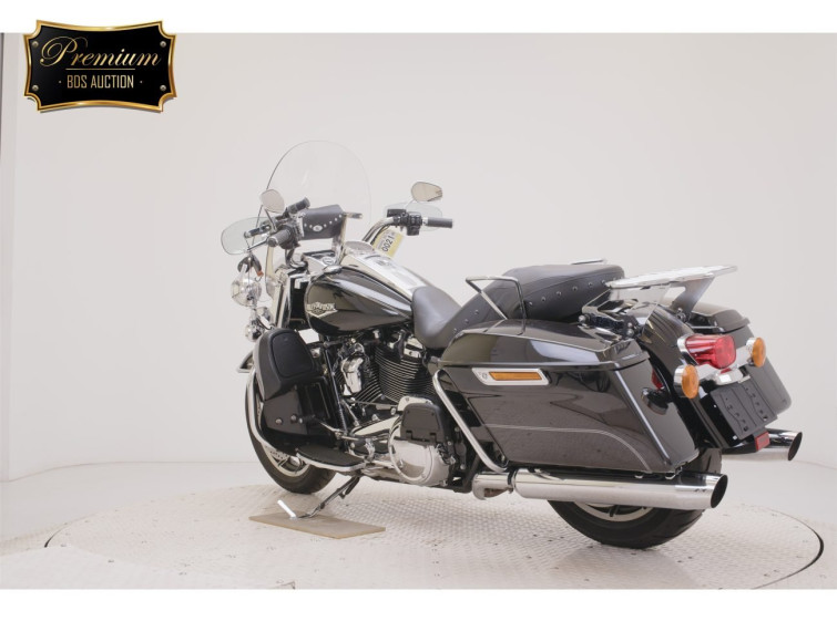 Мотоцикл HD ROAD KING FLHR1750 с пробегом 15802 km