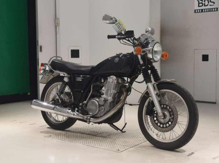 Мотоцикл Yamaha SR400 с пробегом 6414 km