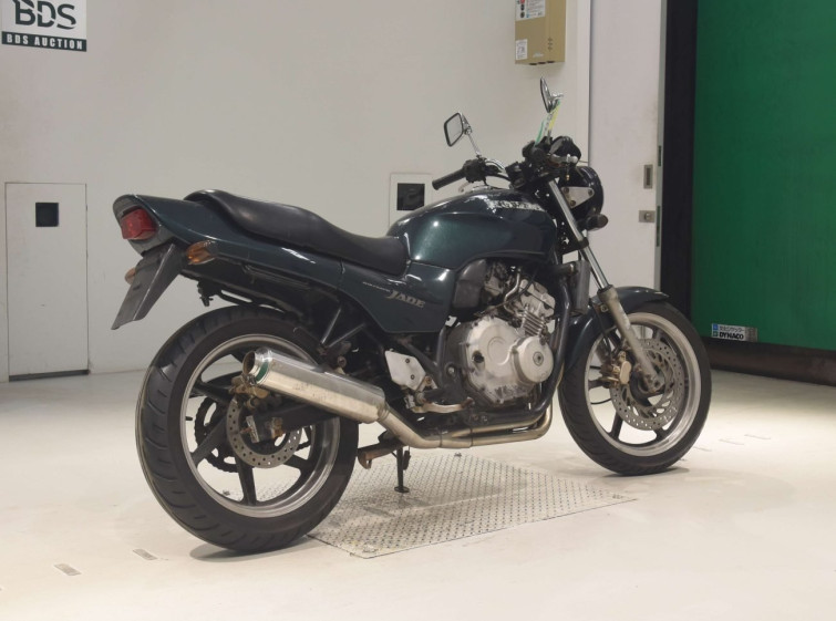 Мотоцикл Honda JADE CB250 с пробегом 27136 km