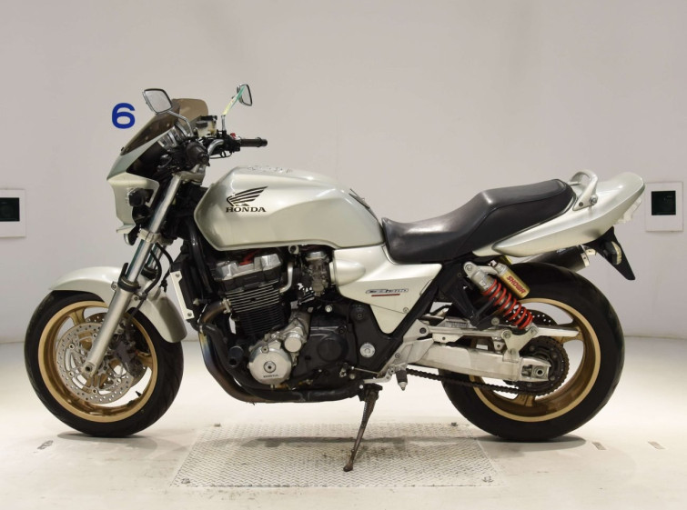 Мотоцикл Honda CB1300SF с пробегом 13659 km