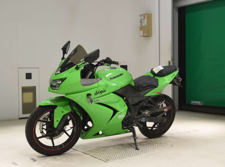 Мотоцикл Kawasaki NINJA250R с пробегом 29980 km