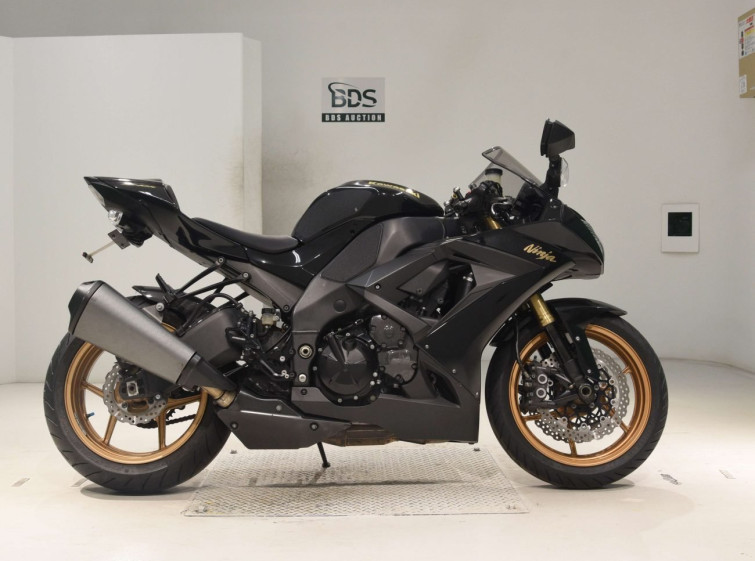 Мотоцикл Kawasaki NINJA ZX-10R с пробегом 38519 km