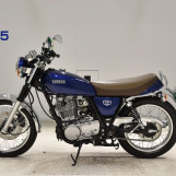 Мотоцикл Yamaha SR400 с пробегом 372 km