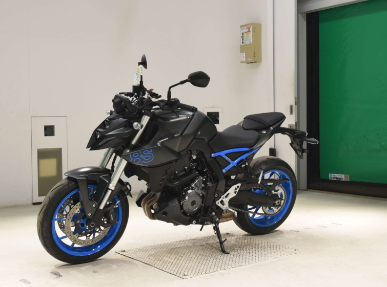 Мотоцикл Suzuki GSX-8S с пробегом 3818 km