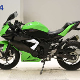 Мотоцикл Kawasaki NINJA250 с пробегом 15428 km