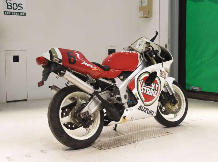 Мотоцикл Suzuki RGV250 з пробігом 23178 km