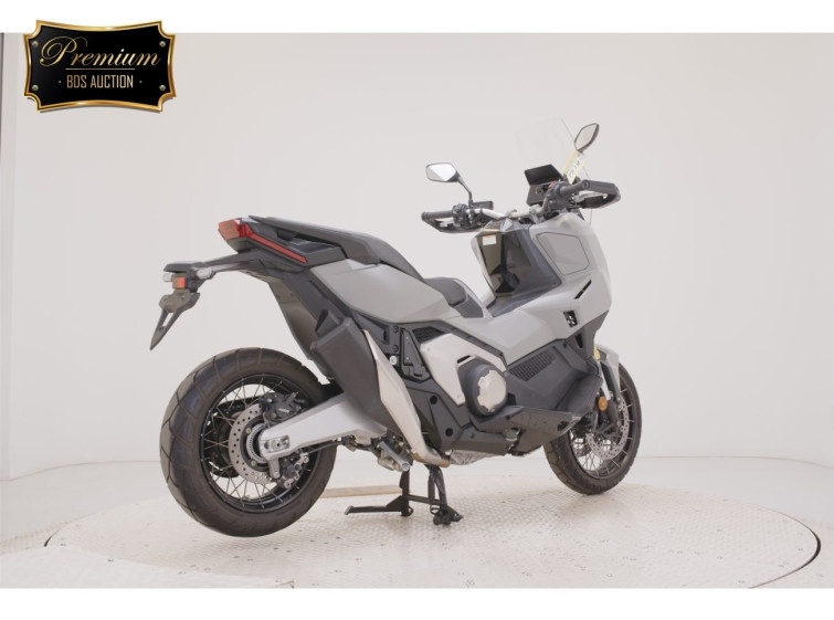 Мотоцикл Honda X-ADV750-2 с пробегом 7951 km