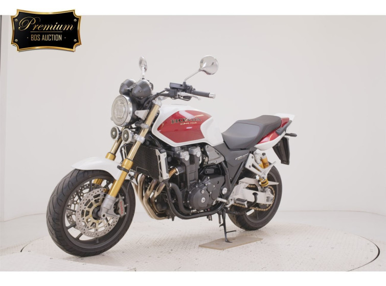 Мотоцикл Honda CB1300SF с пробегом 4332 km