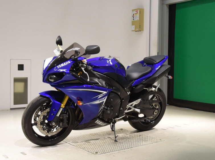 Мотоцикл Yamaha YZF-R1 с пробегом 20830 km