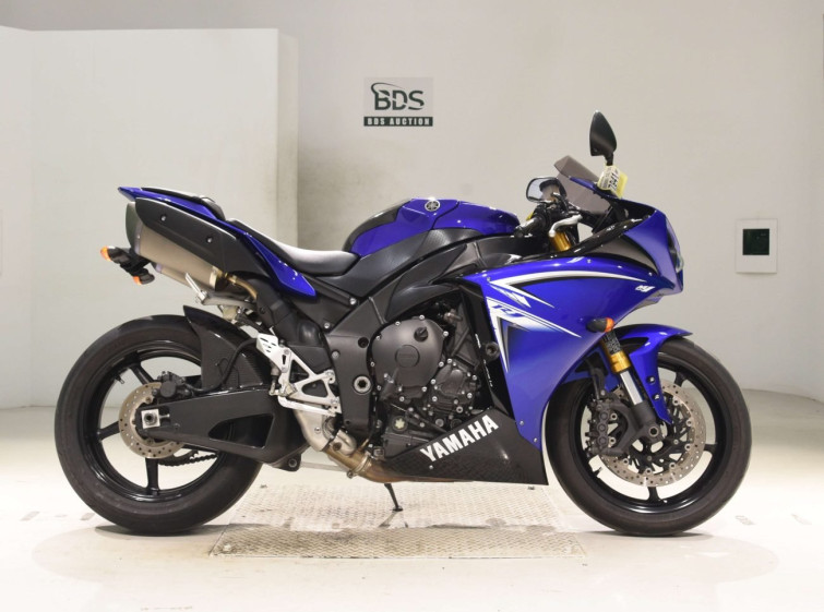 Мотоцикл Yamaha YZF-R1 с пробегом 20830 km