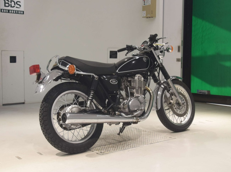 Мотоцикл Yamaha SR400 з пробігом 4625 km