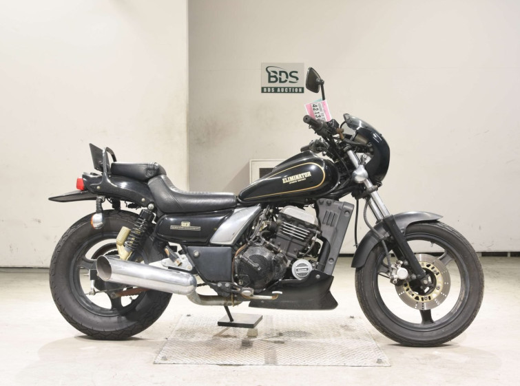 Мотоцикл Kawasaki ELIMINATOR 250SE с пробегом 3696 km