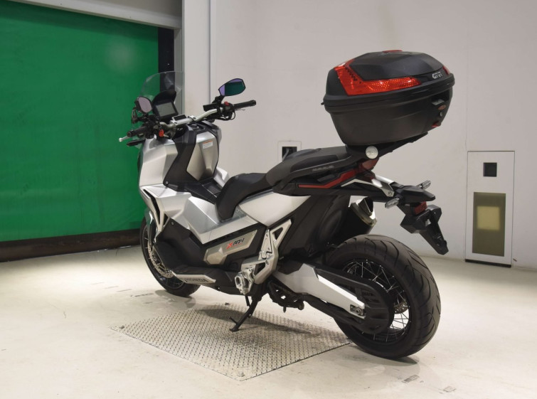 Мотоцикл Honda X-ADV750 с пробегом 37197 km