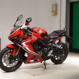 Мотоцикл Honda CBR650R с пробегом 9023 km