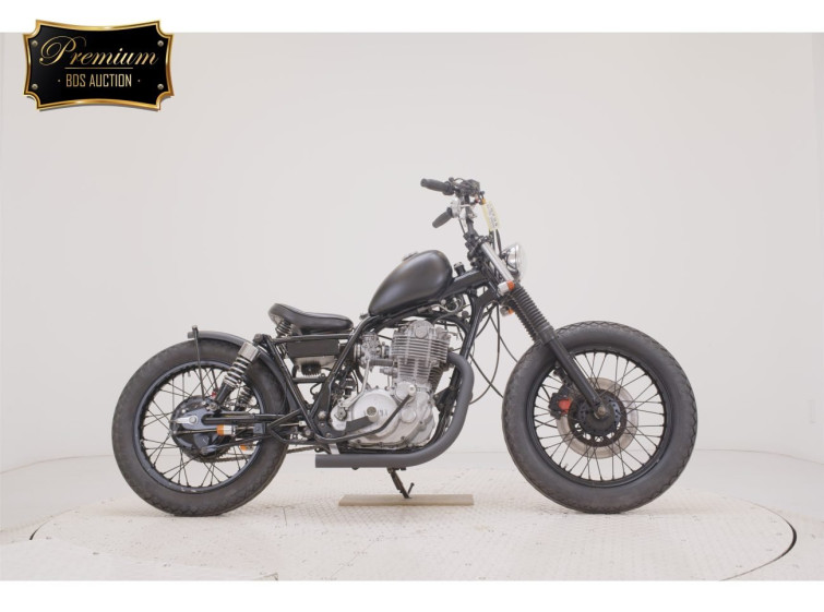 Мотоцикл Yamaha SR400-2 с пробегом 3411 km