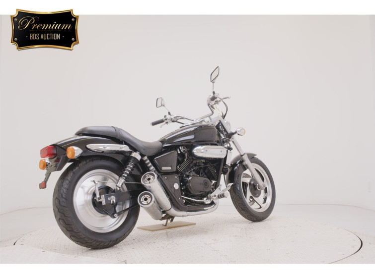 Мотоцикл Honda MAGNA250 с пробегом 5843 km