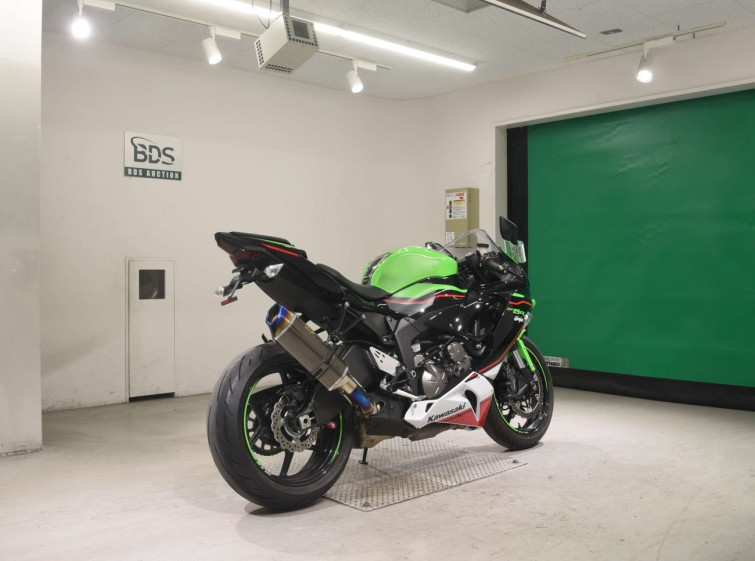 Мотоцикл Kawasaki ZX-6RA KRT з пробігом 5751 km