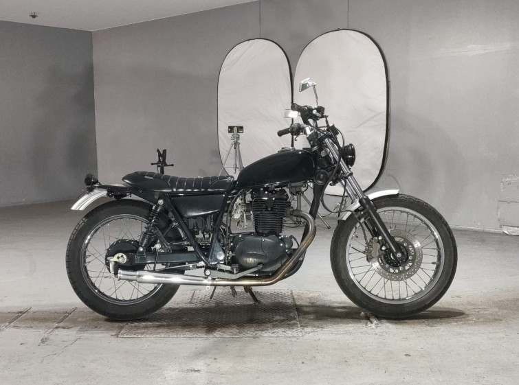 Мотоцикл Kawasaki 250TR с пробегом 7724 km