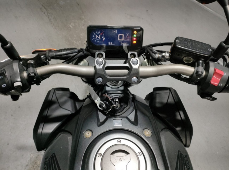 Мотоцикл Honda CB650R з пробігом 2483 km