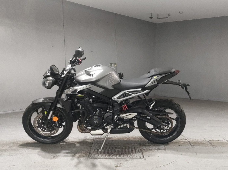 Мотоцикл Triumph STREET TRIPLE R з пробігом 6367 km
