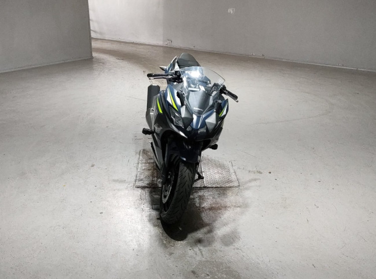 Мотоцикл Kawasaki NINJA400 с пробегом 6326 km