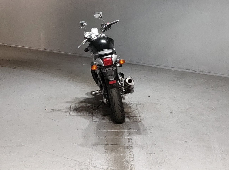 Мотоцикл Honda VTR250 з пробігом 23630 km