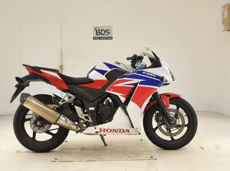 Мотоцикл Honda CBR250R