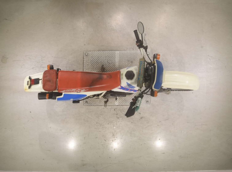 Мотоцикл Honda XLR250R с пробегом 21605 km