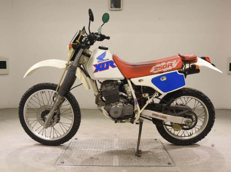 Мотоцикл Honda XLR250R с пробегом 21605 km
