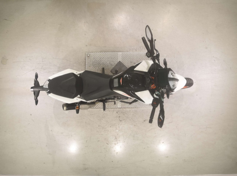 Мотоцикл KTM 390 DUKE з пробігом 21311 km