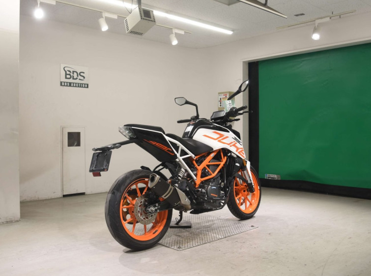 Мотоцикл KTM 390 DUKE з пробігом 21311 km