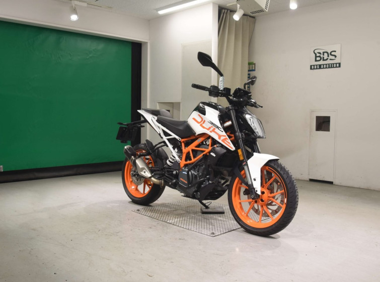 Мотоцикл KTM 390 DUKE з пробігом 21311 km