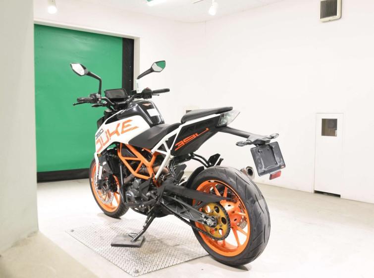Мотоцикл KTM 390 DUKE з пробігом 21311 km