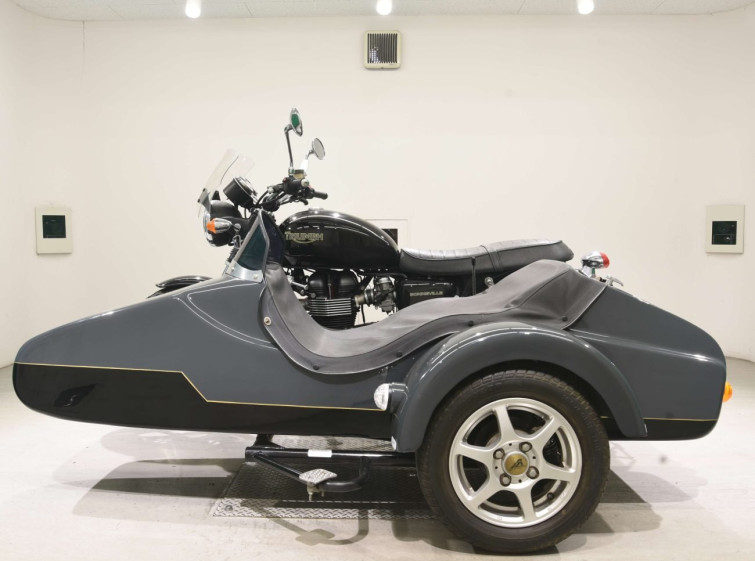 Мотоцикл Triumph BONNEVILLE T100 с пробегом 13239 km