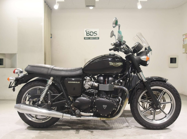 Мотоцикл Triumph BONNEVILLE T100 с пробегом 13239 km