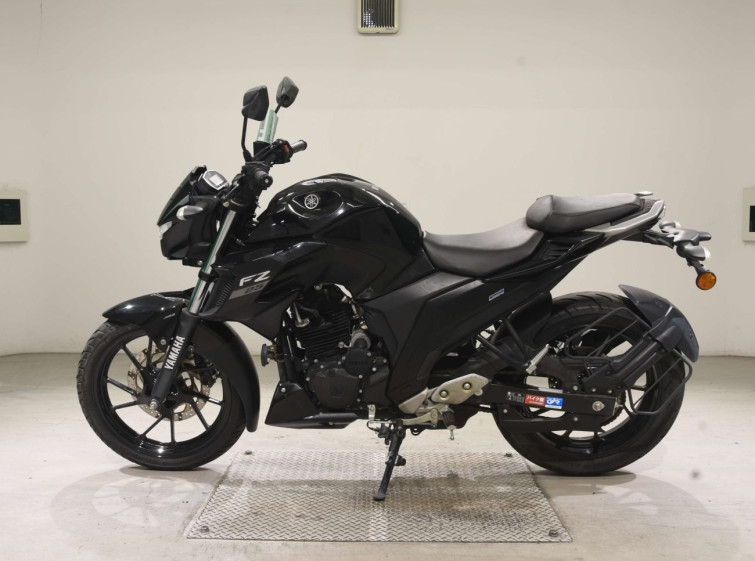Мотоцикл Yamaha FZ25 с пробегом 1532 km