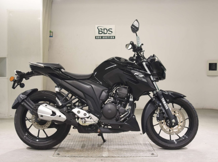 Мотоцикл Yamaha FZ25 с пробегом 1532 km