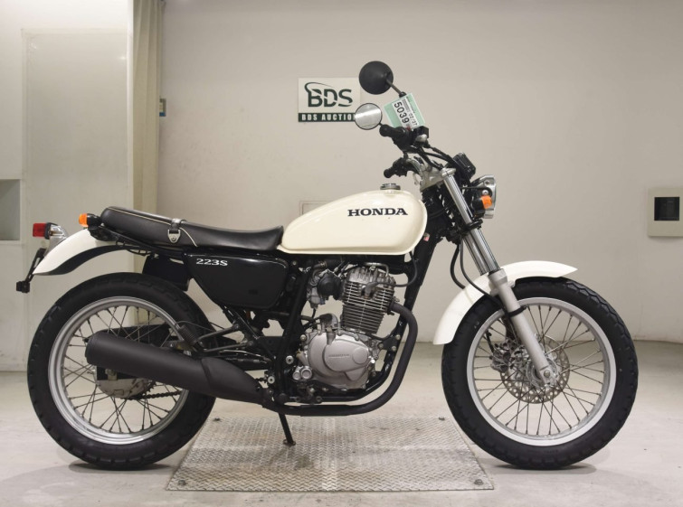 Мотоцикл Honda CB223S с пробегом 30018 km