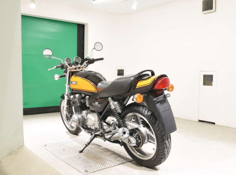 Мотоцикл Kawasaki ZEPHYR750 с пробегом 17329 km