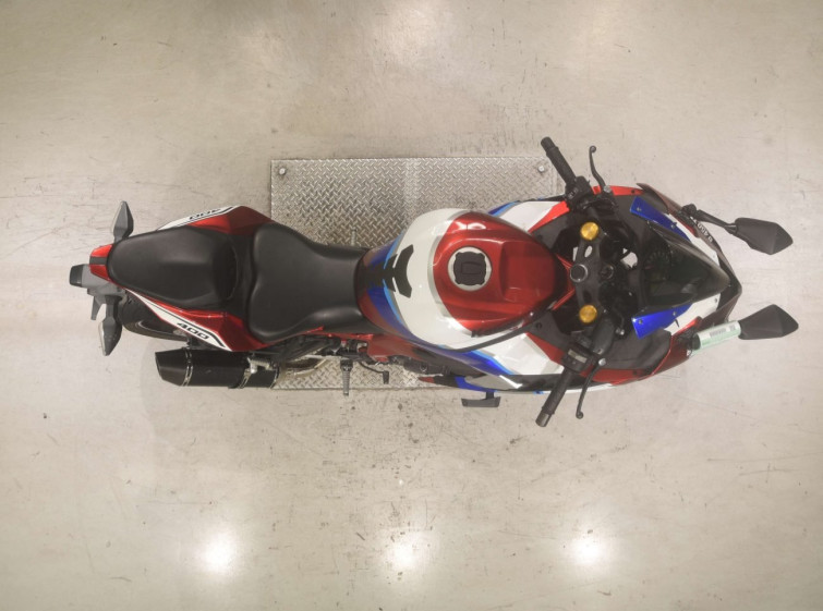 Мотоцикл Kawasaki NINJA ZX-25R з пробігом 23424 km